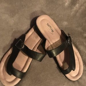 East land sandals 11W like new!